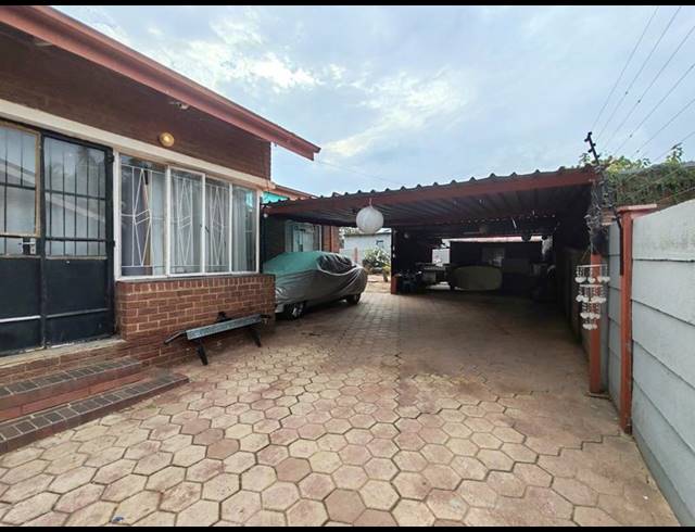 3 BEDROOM HOUSE FOR SALE IN WEST PARK